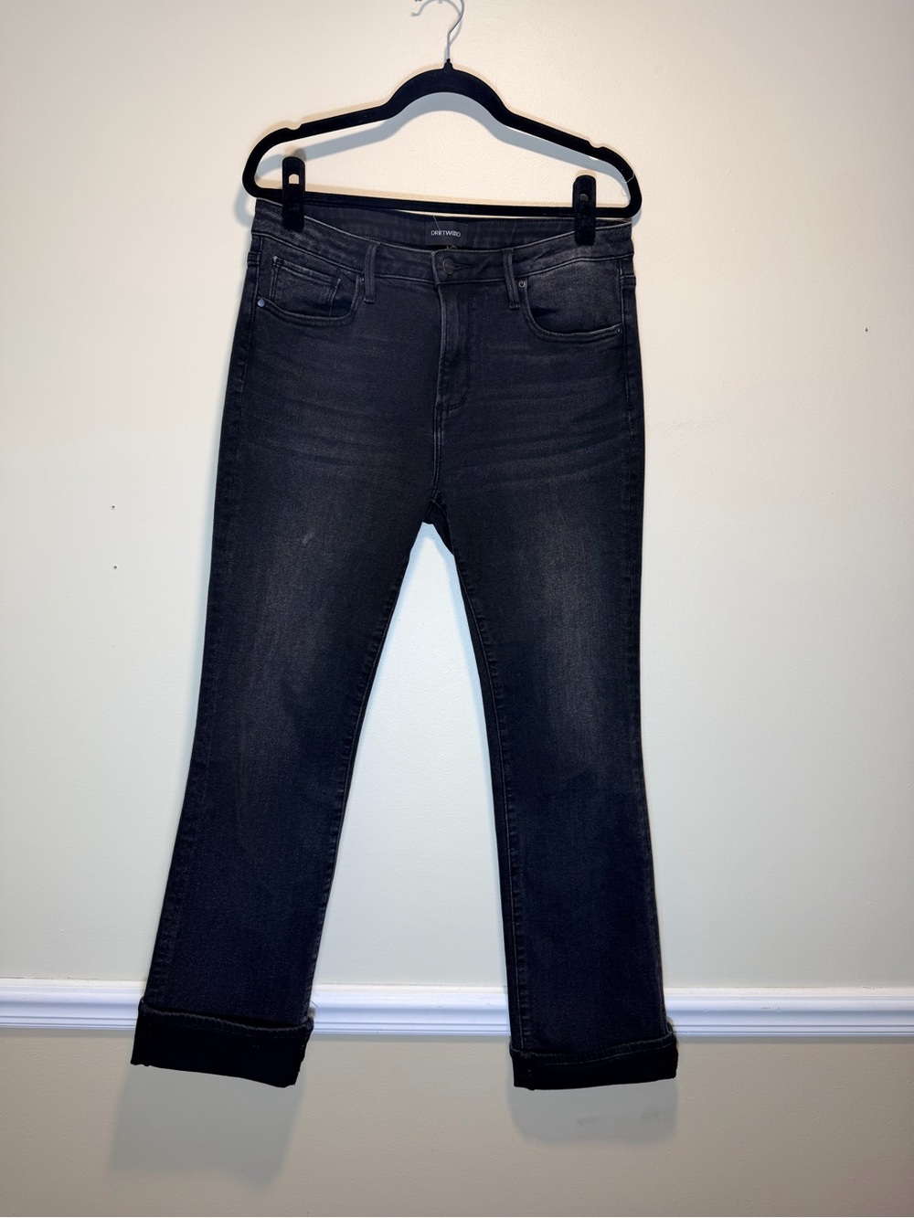 DRIFTWOOD Men’s Dark Gray Relaxed Jeans